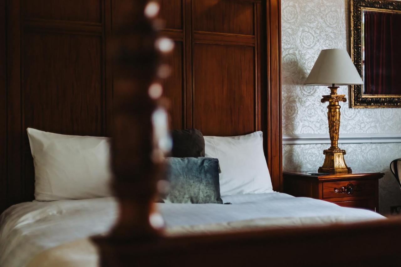 Brook Hall Hotel Childer Thornton Εξωτερικό φωτογραφία