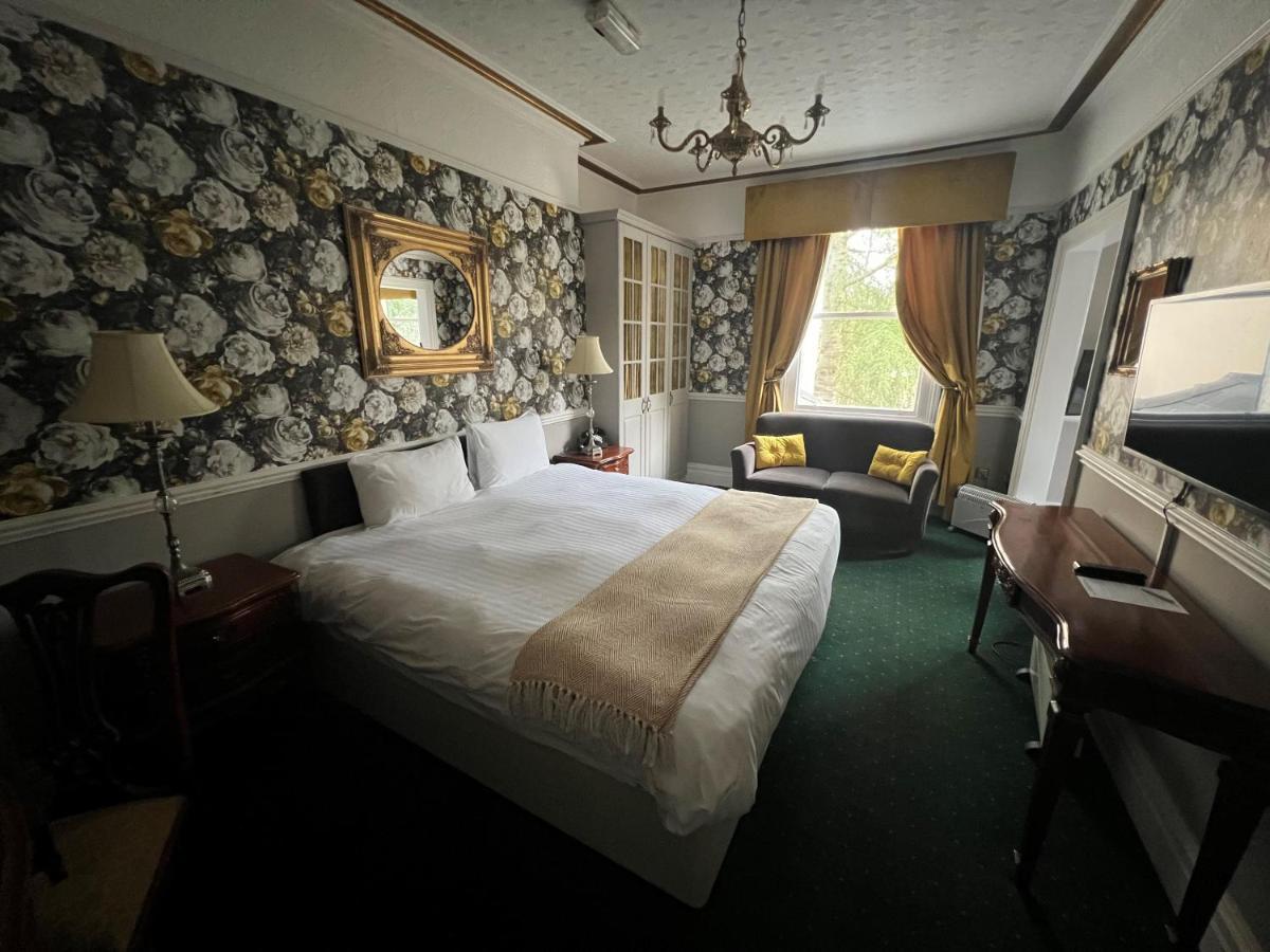 Brook Hall Hotel Childer Thornton Εξωτερικό φωτογραφία
