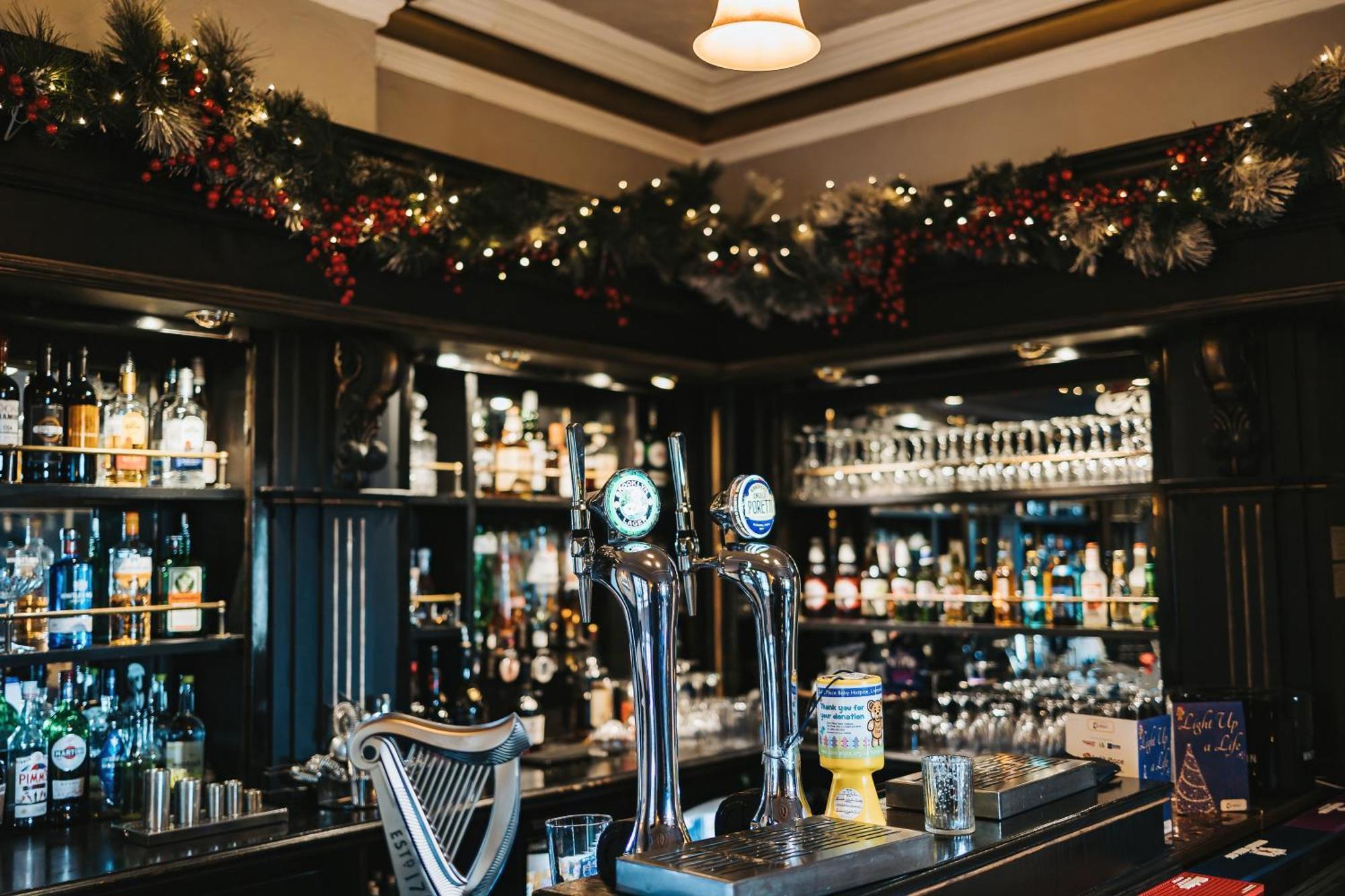 Brook Hall Hotel Childer Thornton Εξωτερικό φωτογραφία