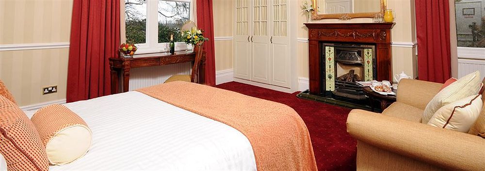 Brook Hall Hotel Childer Thornton Εξωτερικό φωτογραφία