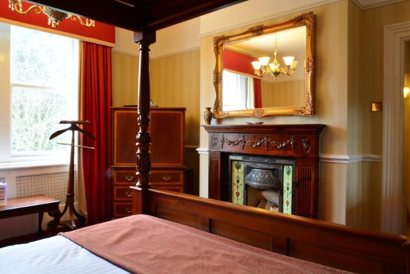 Brook Hall Hotel Childer Thornton Εξωτερικό φωτογραφία
